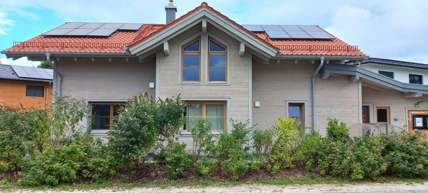 3-Giebel-Landhaus budgetgerechtes Blockhaus planen